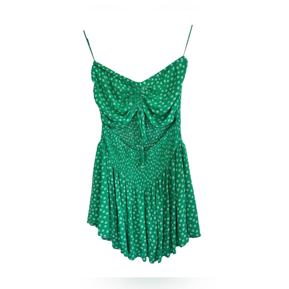 Skylar + Madison Green Floral Strapless Romper - Size Medium